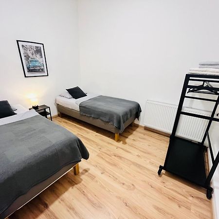Apartment Central 10A 40Qm Wi-Fi Free Parking Calm Back House Dortmund Exterior photo
