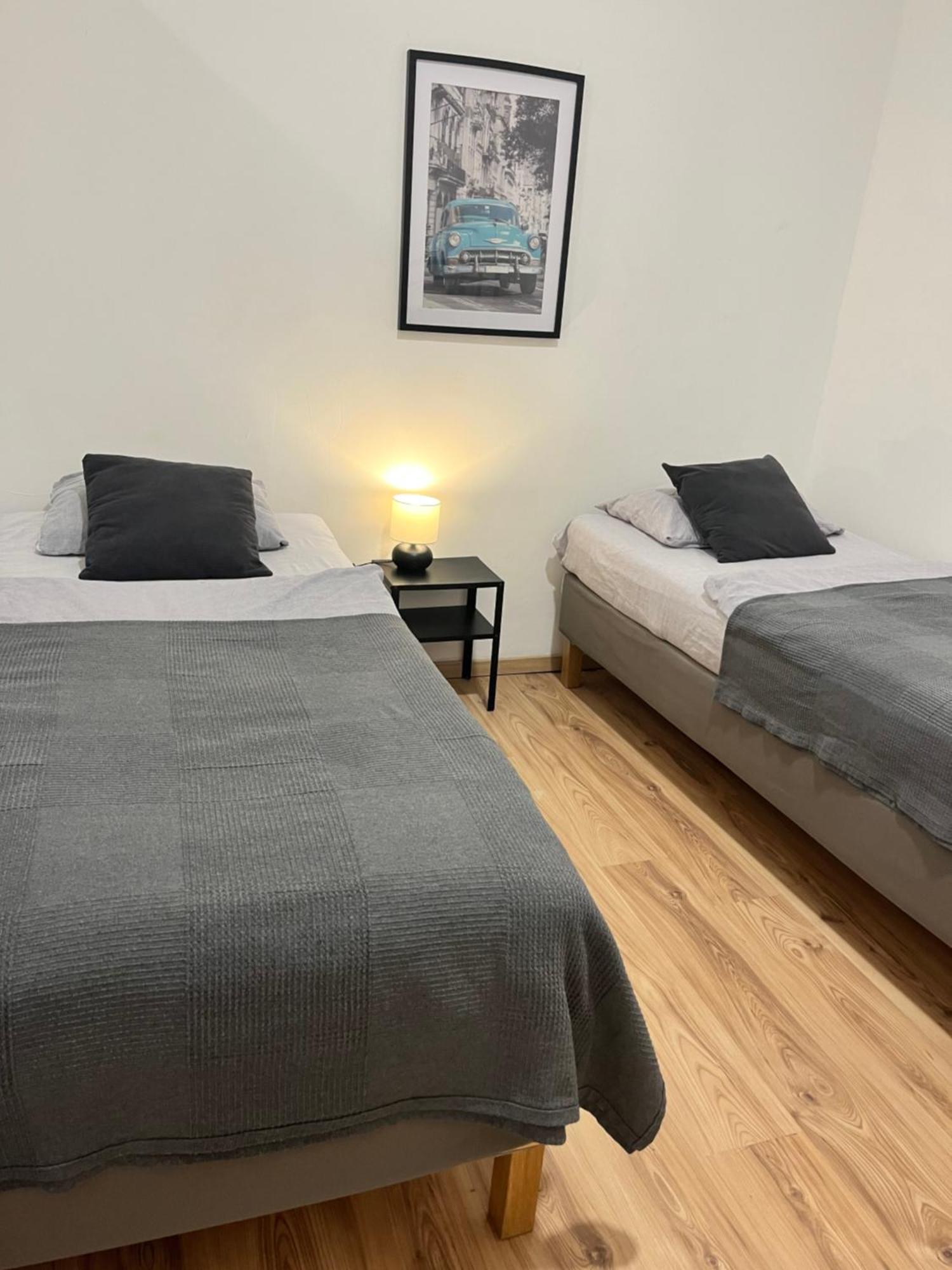 Apartment Central 10A 40Qm Wi-Fi Free Parking Calm Back House Dortmund Exterior photo