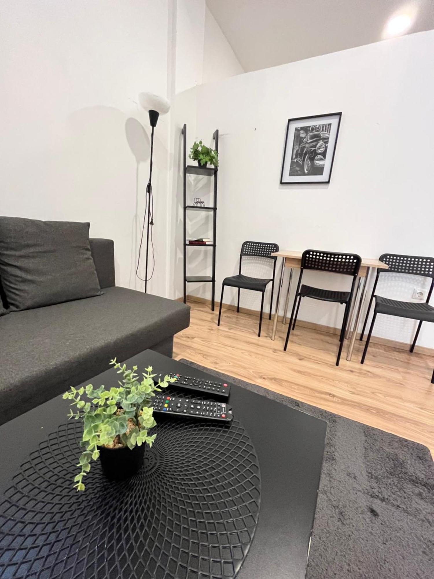 Apartment Central 10A 40Qm Wi-Fi Free Parking Calm Back House Dortmund Exterior photo